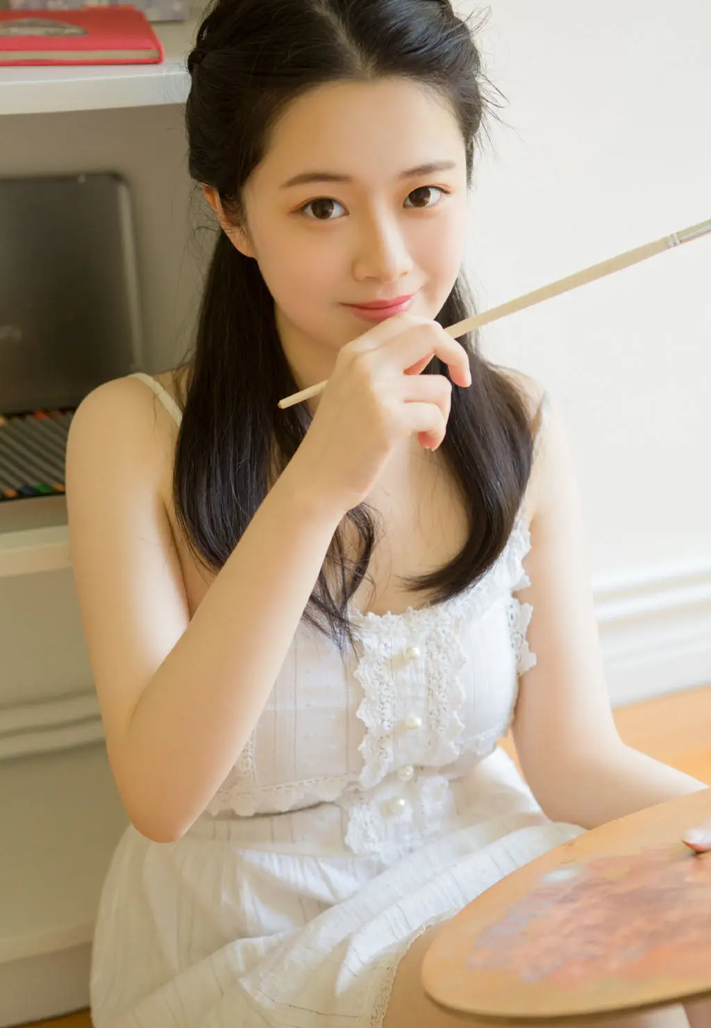香港淄博私人伴游刘婼颖的联系方式