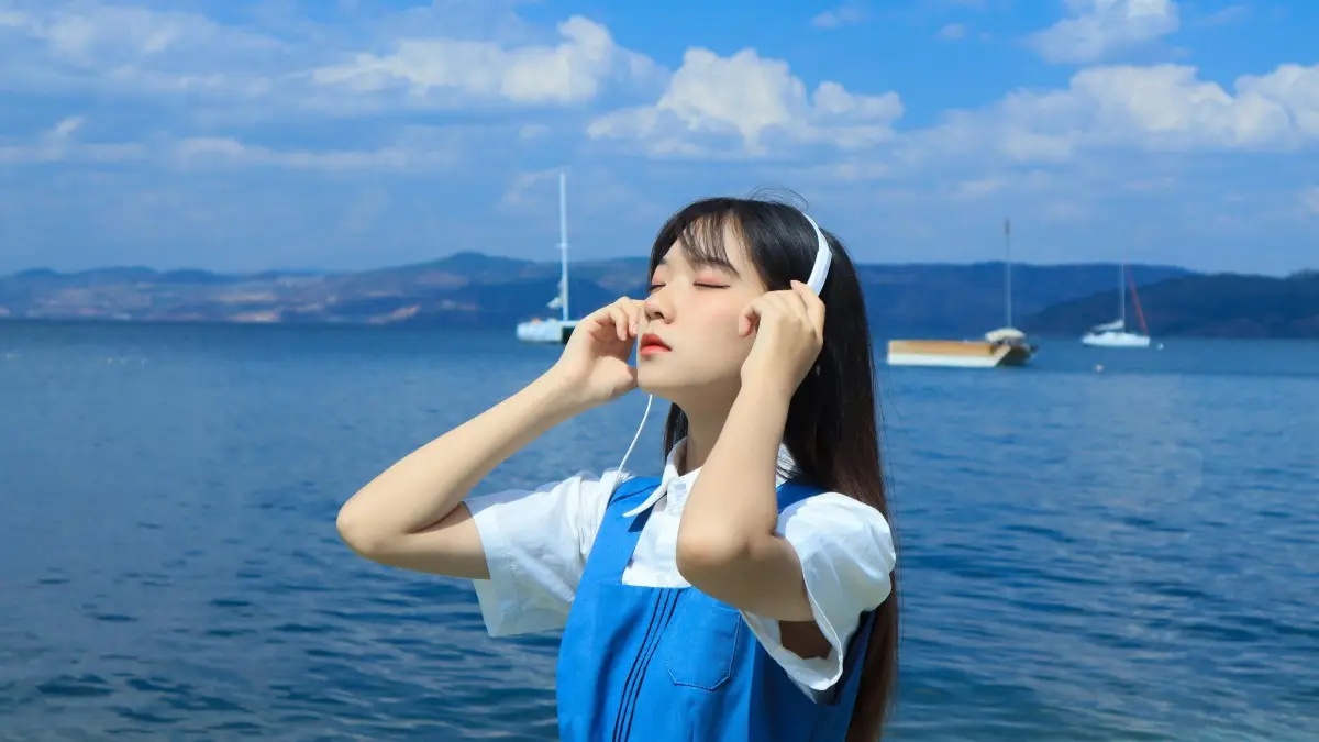香港汕头私人伴游幼师郑曦的个人信息