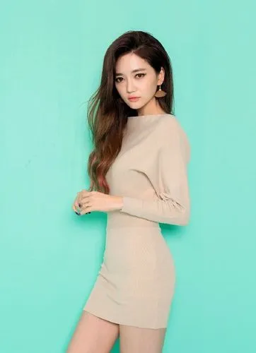 香港长春伴游谭慧