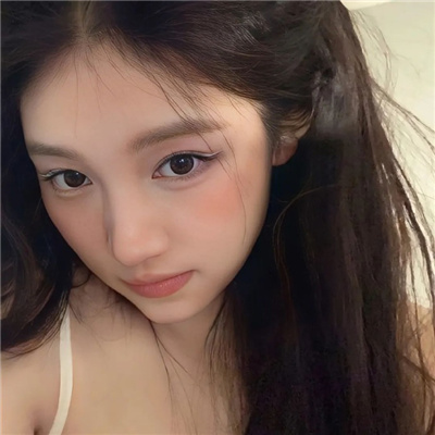 香港伴游女生百之的资料